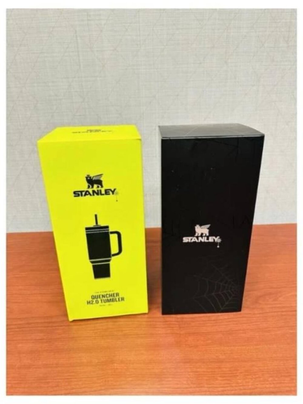 Stanley Halloween Web Glow 40oz Tumbler